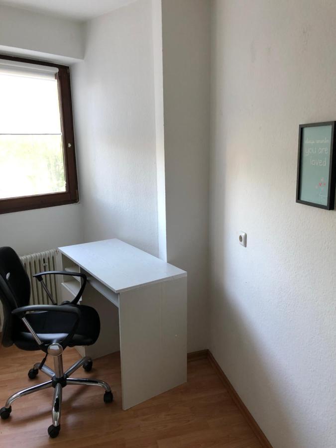 Ruhige Und Erholsame Wohnung Mit Balkon 괴팅겐 외부 사진